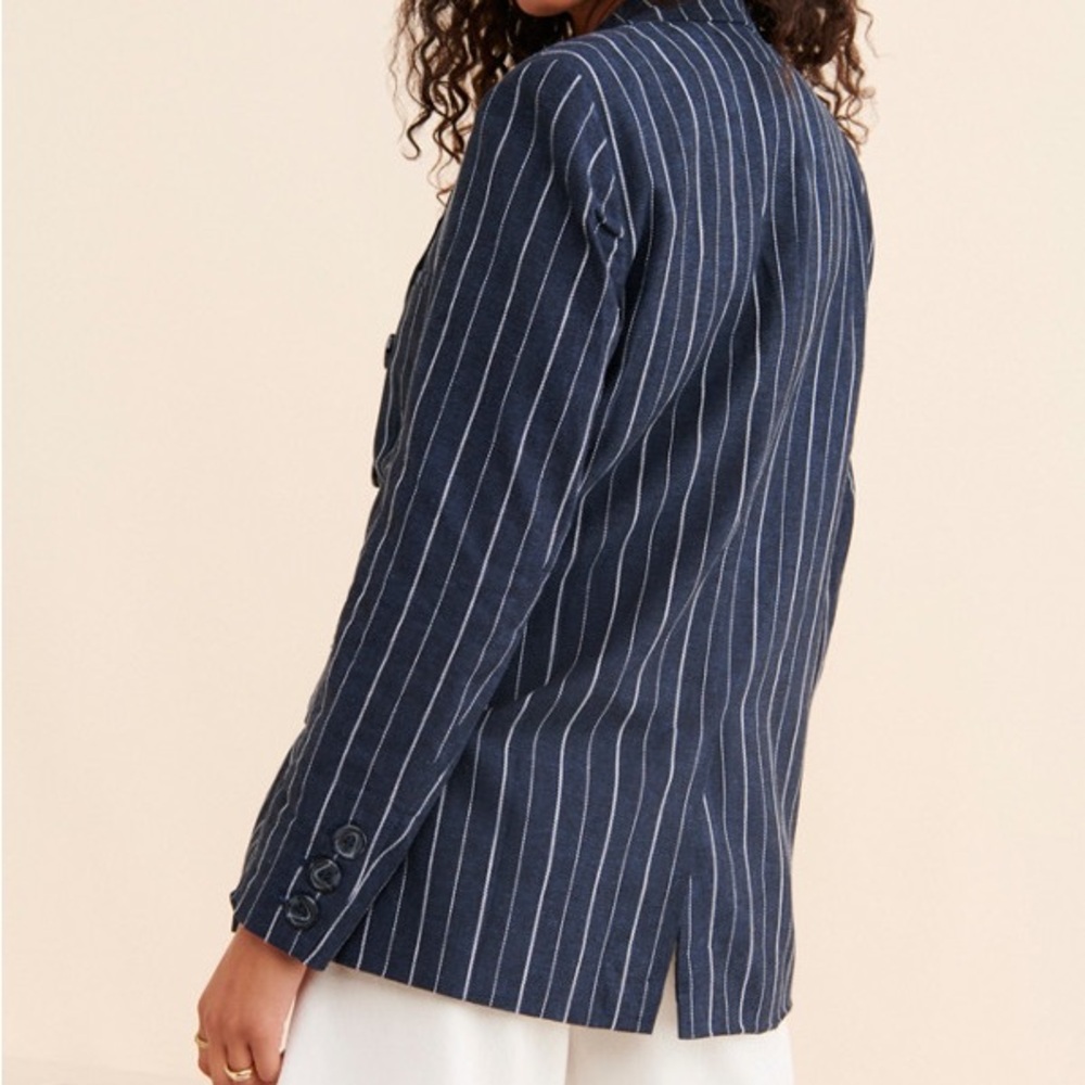 Free People Ashby Double-Breasted Blazer in Navy Pinstripe - Picture 3 of 9